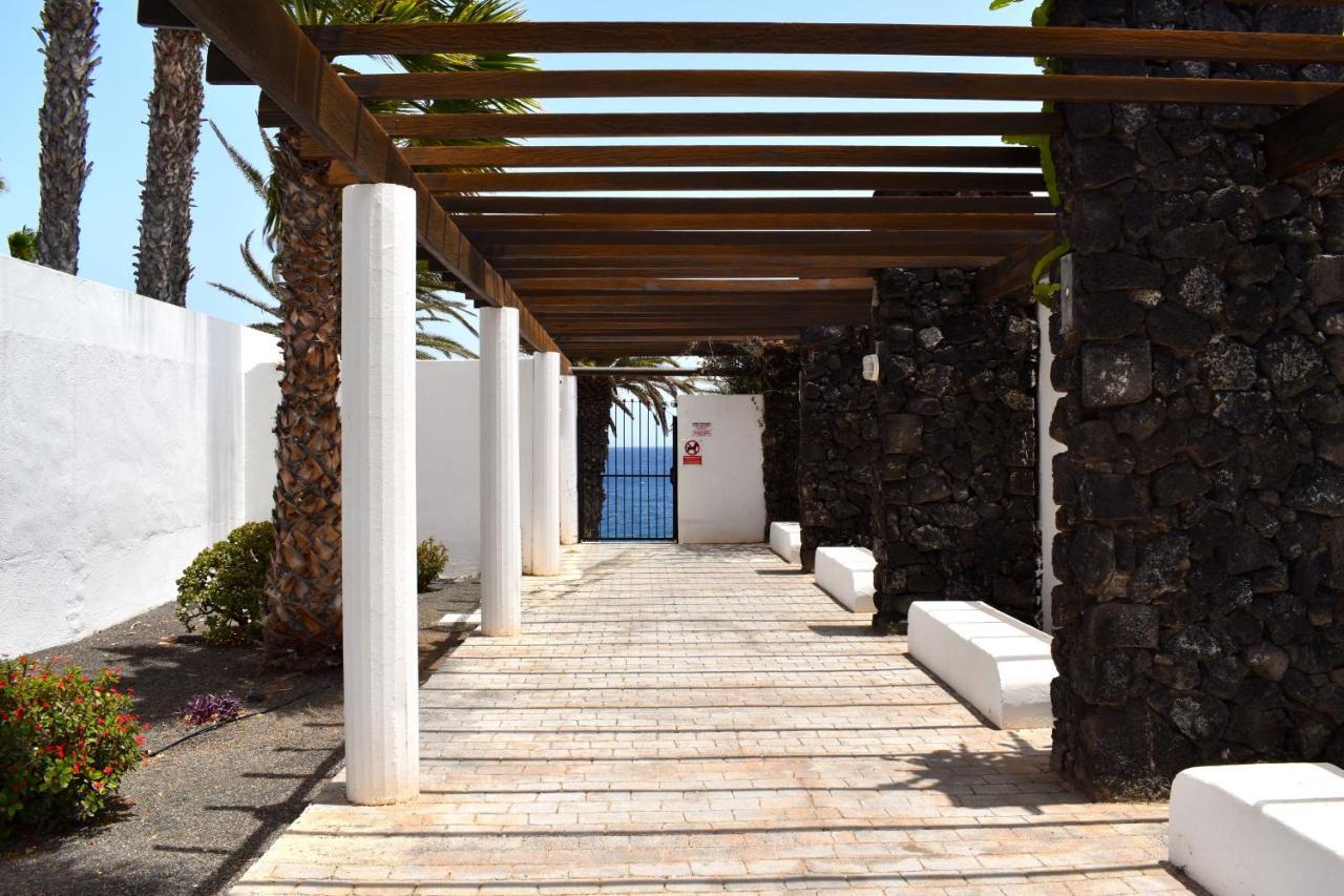 Sunny Bungalow In Front Of The Sea 3 Bedrooms Costa Teguise Luaran gambar