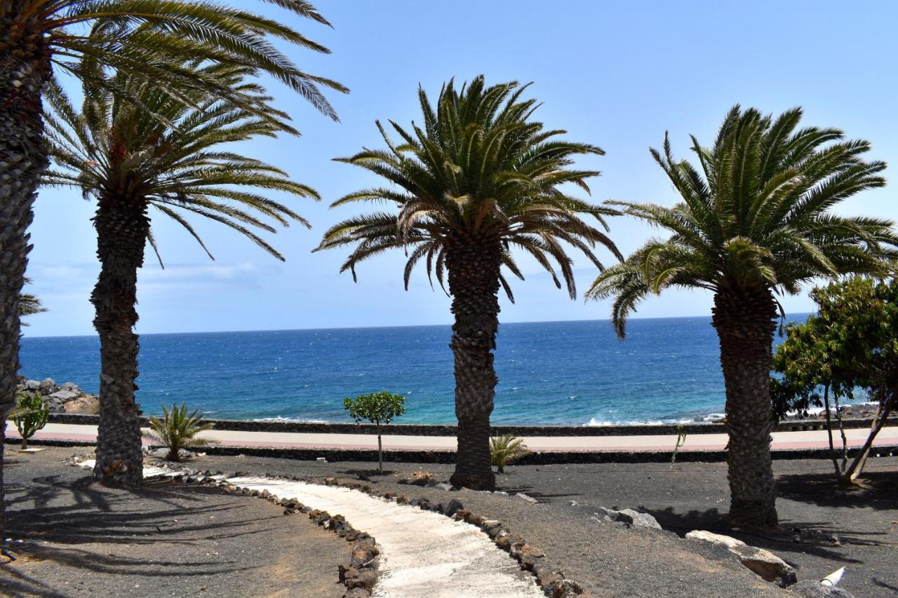 Sunny Bungalow In Front Of The Sea 3 Bedrooms Costa Teguise Luaran gambar